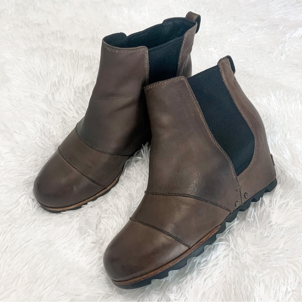 *SOLD* Sorel Lea Wedge Booties
